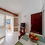Apartmán Kuzma - One-bedroom With Balcony And Sea View