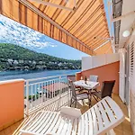 Kuzma - One-bedroom With Balcony And Sea View Apartmán *