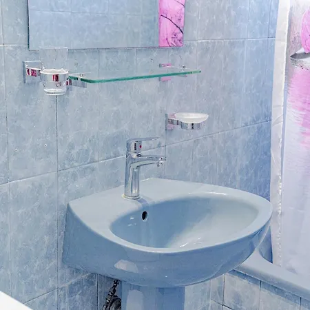 Kuzma - One-bedroom With Balcony And Sea View *