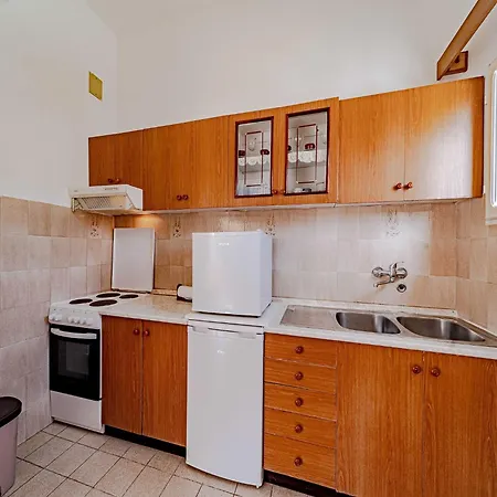 Kuzma - One-bedroom With Balcony And Sea View * Smokvica (Korcula)