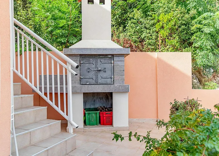 Kuzma - One-bedroom With Balcony And Sea View * Smokvica (Korcula)