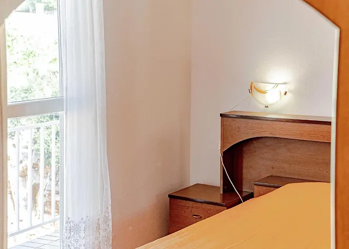 Apartament Kuzma - One-bedroom With Balcony And Sea View