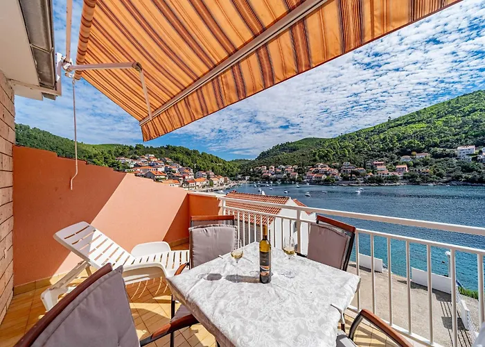 Διαμέρισμα Kuzma - One-bedroom With Balcony And Sea View *